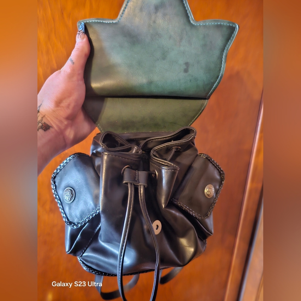 Dollskill Backpack - Picture 4 of 6